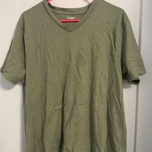 Old Navy Men's Olive Short Sleeve Tee